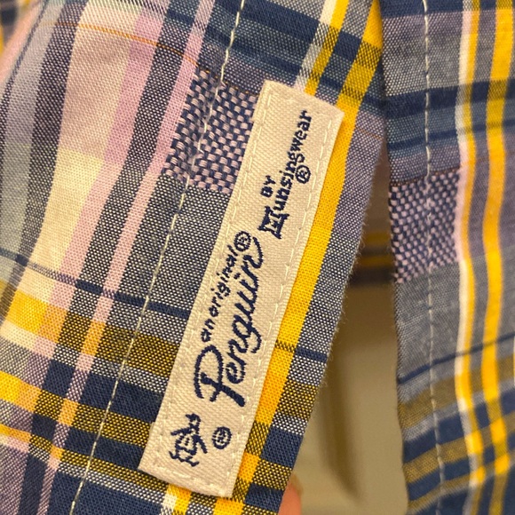 Original Penguin casual short sleeved buttoned down shirt. Perfect for summer. - Picture 5 of 9